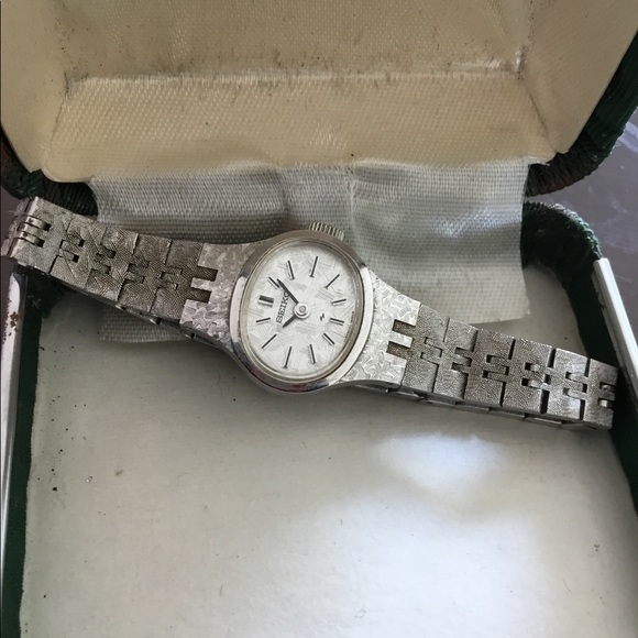 Seíko women’s watch